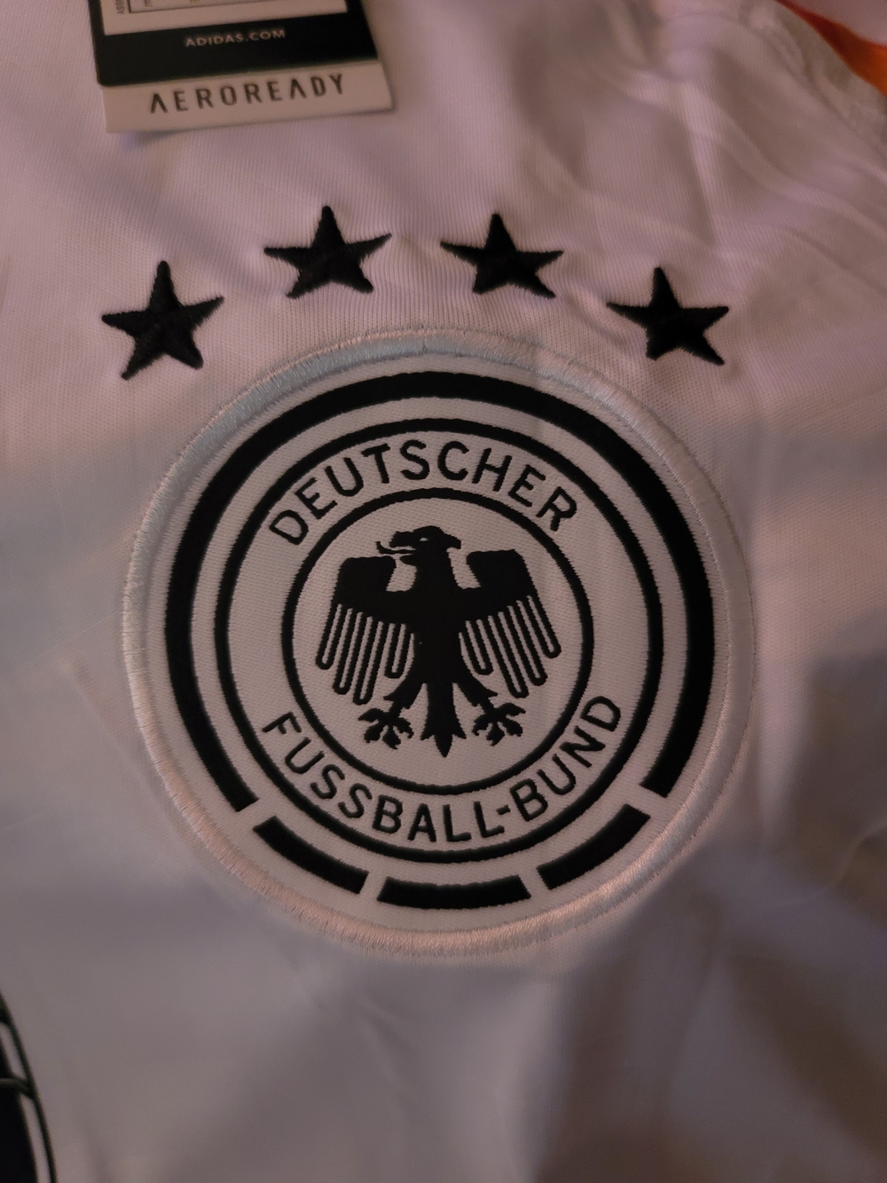 Toni Kroos Adidas Germany Home Jersey #8 / Men's Size MEDIUM / 2024 - Picture 3 of 9